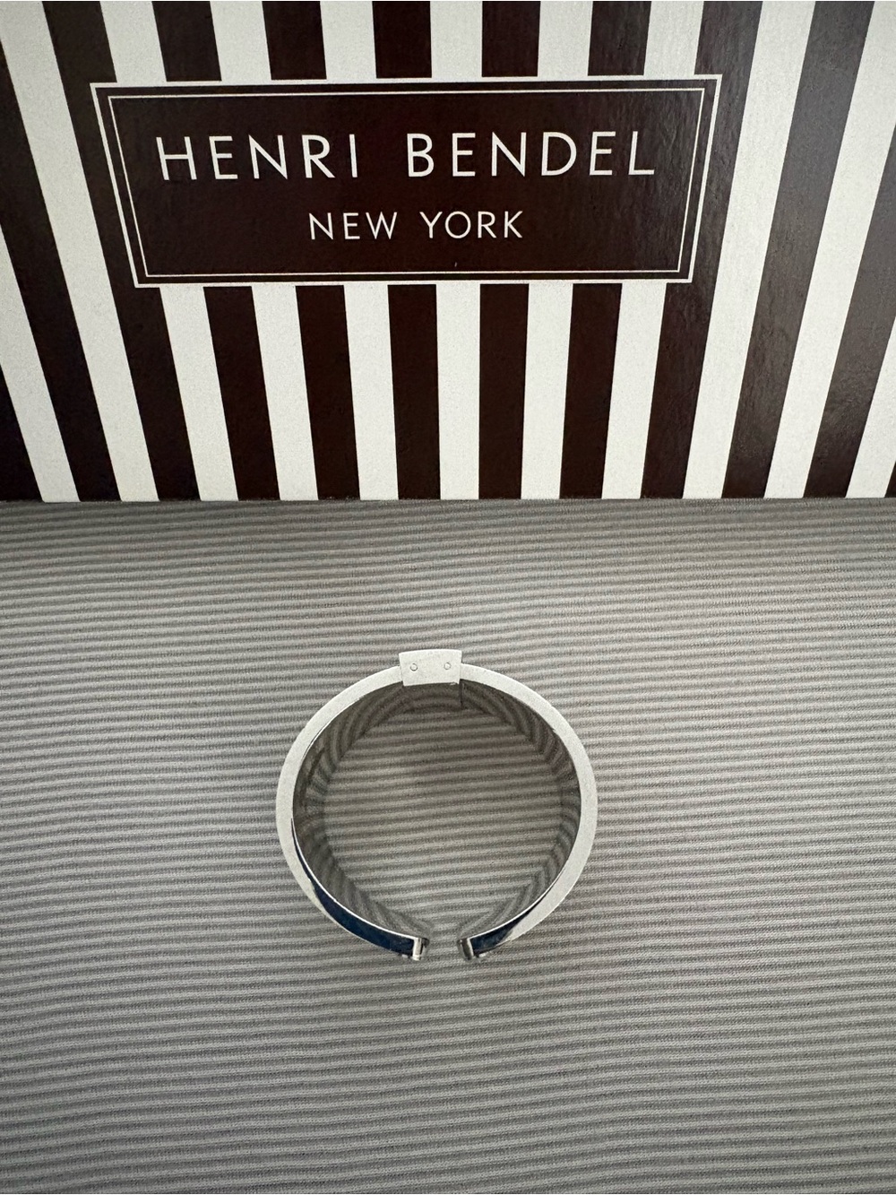 Henri Bendel Open Cuff Bracelet - Picture 3 of 9